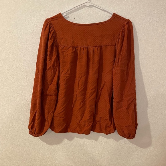 Target Blouse - Picture 3 of 4